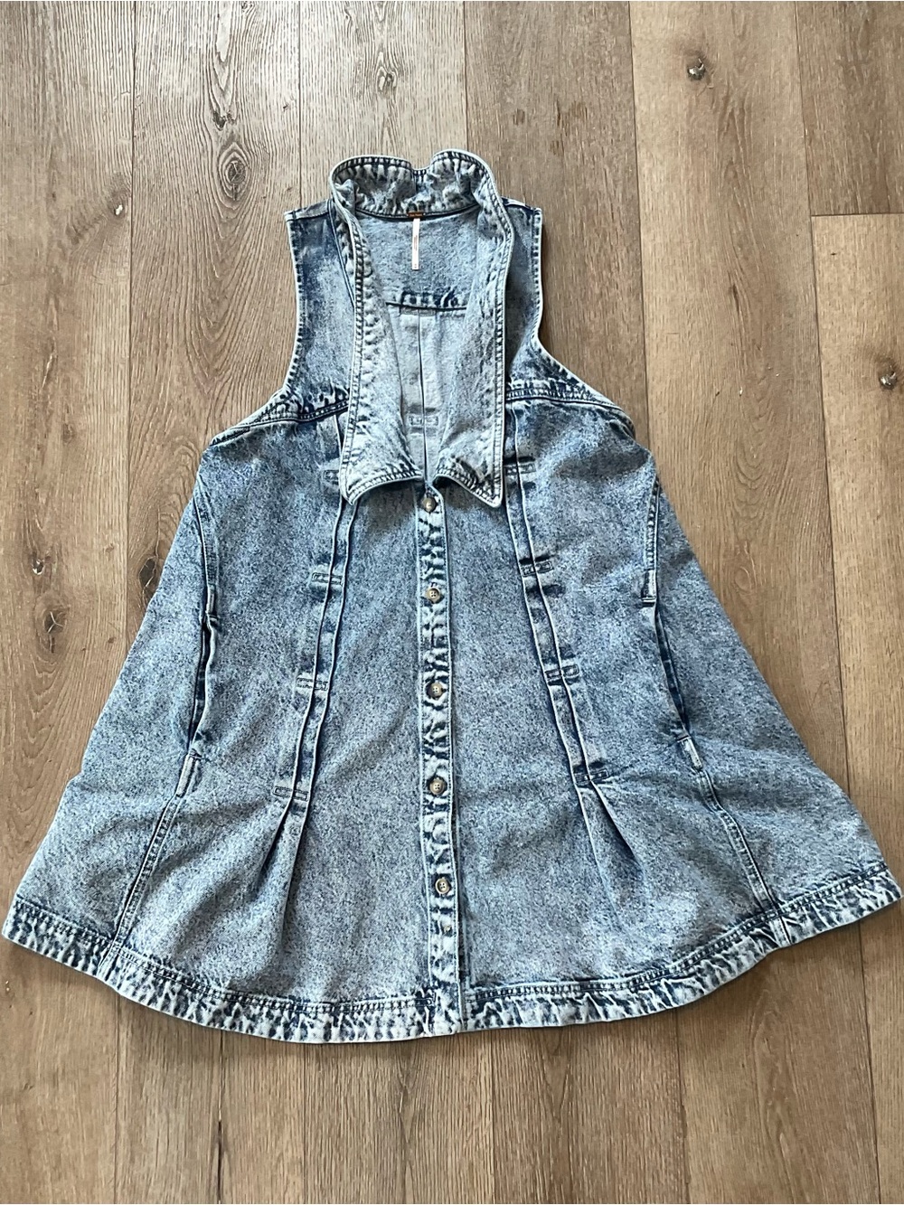 Free People Katie Denim Acid Wash Halter Mini Dress in Light Blue Size Medium - Picture 5 of 14